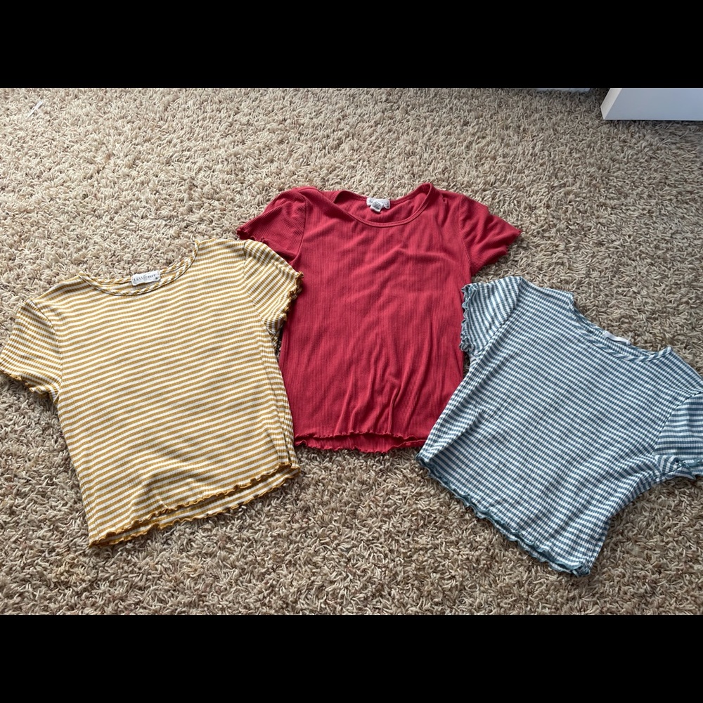 3 Crop tops